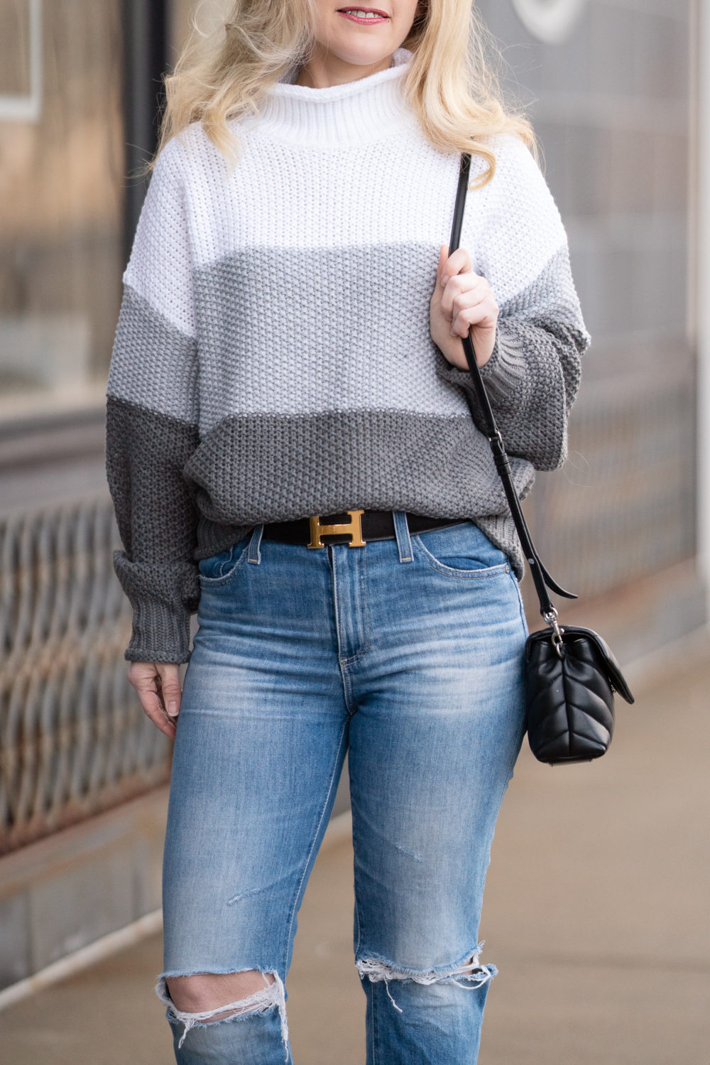 Petite Fashion Blog | Womens Turtleneck Oversized Sweater | Colorblock Sweater | Amazon Sweater
