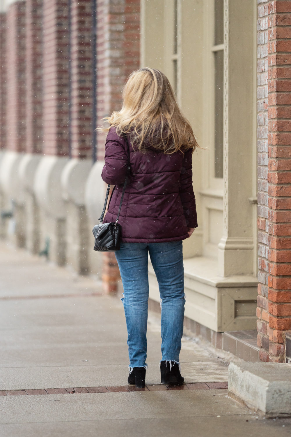 Petite Fashion Blog | Amazon Essentials Women's Heavy-Weight Hooded Puffer Coat | Amazon Winter Coats for Women | Amazon Winter Coats | Amazon Puffer Coats
