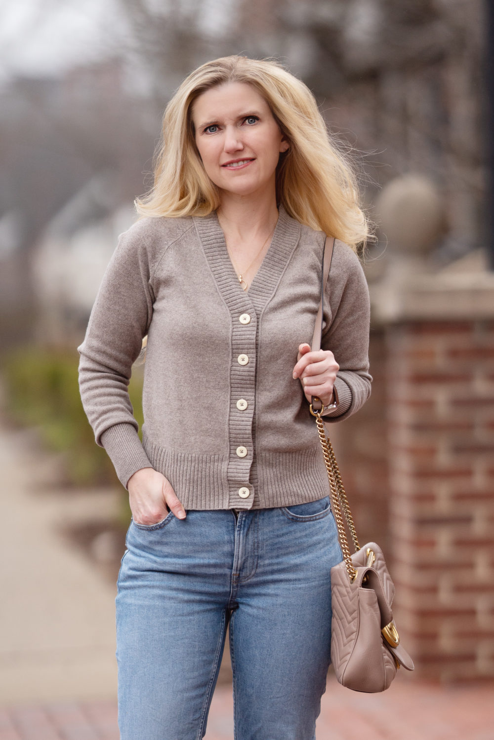 Petite Fashion Blog | Everlane ReCashmere Crop Cardigan | Everlane Kick Crop Jeans | Everlane Sale